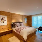 Vg Stunning View, Sauna & Jacuzzi By Jolidi Chalet