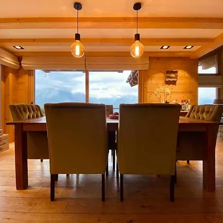 Vg Stunning View, Sauna & Jacuzzi By Jolidi Chalé